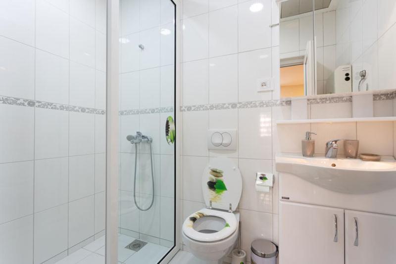 Apartman Uzor ソコバニャ エクステリア 写真